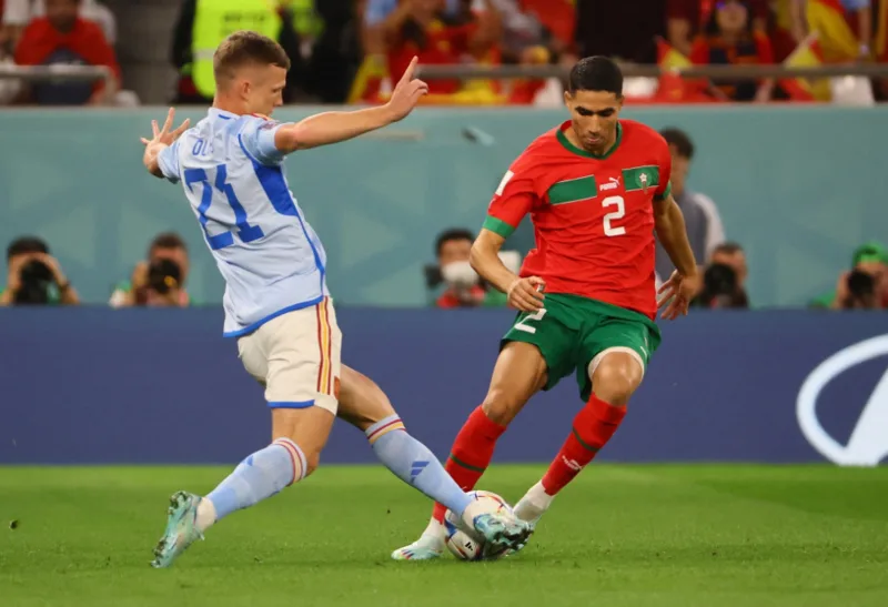 Hakimi, Cubarsí, Marquinhos và Nuno Mendes tạo nên hàng thủ giàu tốc độ, kinh nghiệm và khả năng hỗ trợ tấn công.